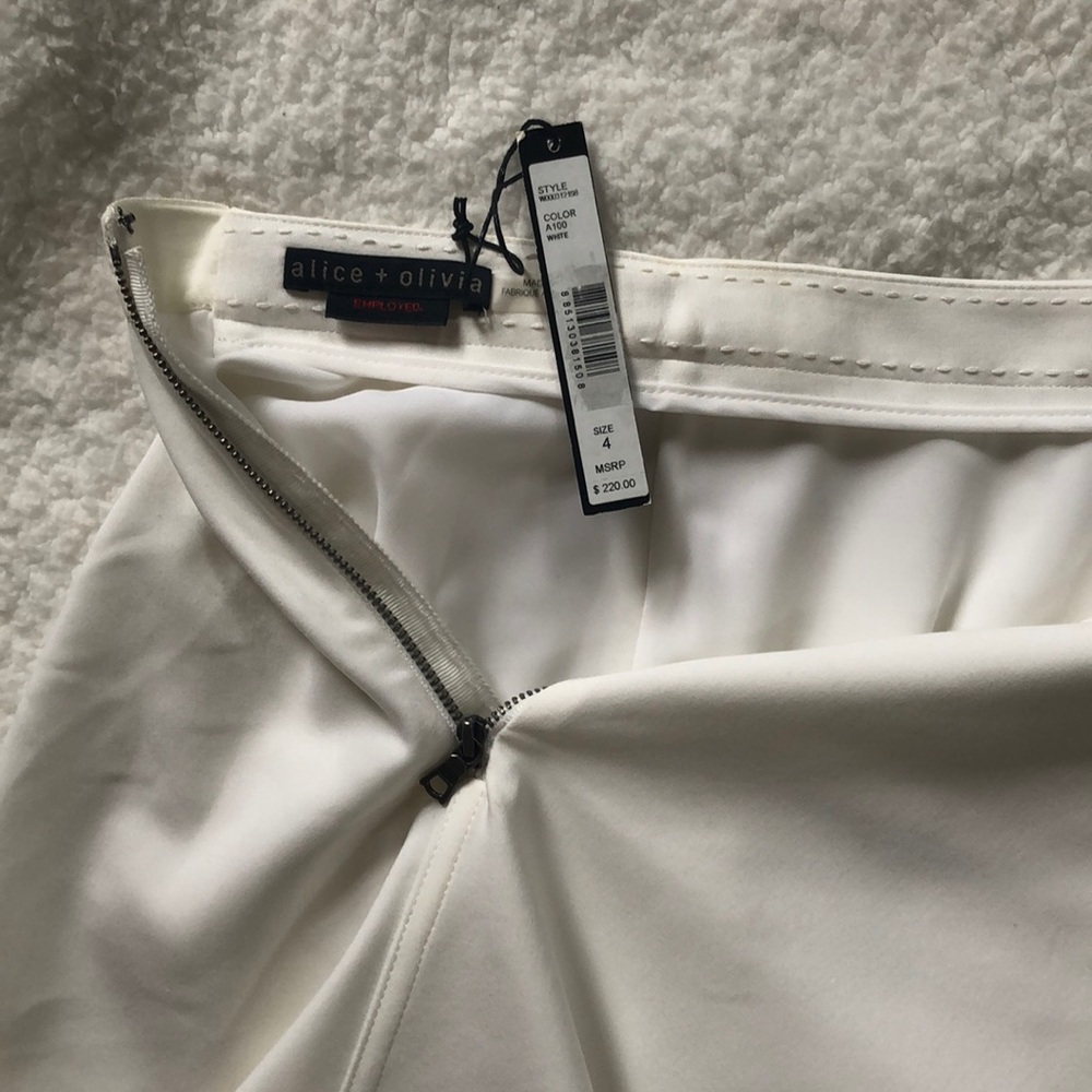 Alice + Olivia winter white blaise bell mini skirt - Picture 7 of 7